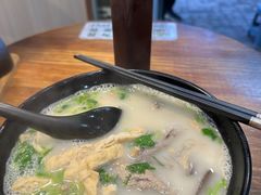 -鸭小妹鸭血粉丝(老门东店)