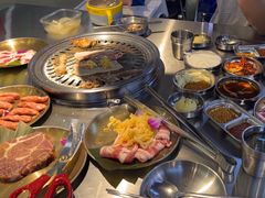 -哈哈碳都·牛肋条无限自助烤肉(宝龙店)