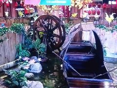 -老滇山寨•云南特色菜•地方菜•民族风情歌舞表演(金碧店)