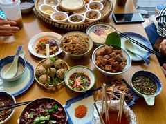 -包整·丝娃娃(一览甲秀楼风景店)