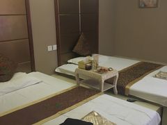 -重庆家富富侨养生会所全省示范店(东五路店)