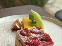 草莓提拉米苏-FOOOO CITY CLUB 孚乐里音乐西餐酒吧(来福士店)