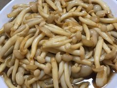 吵菌菇-黄牛肉馆·皖南土菜