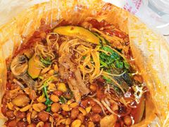 -周良天山牛杂城(天山路总店)