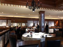 大堂-八府香鸭·啫啫煲(华山路店)