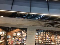 -百新书局(尚悦湾店)