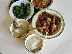 -汇慈安·高端自营月嫂(武汉月子尊享店)