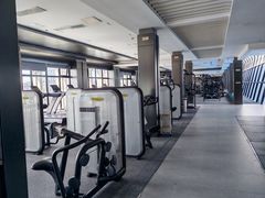 -金摩尔健身游泳(万象城鼎丰大厦店)