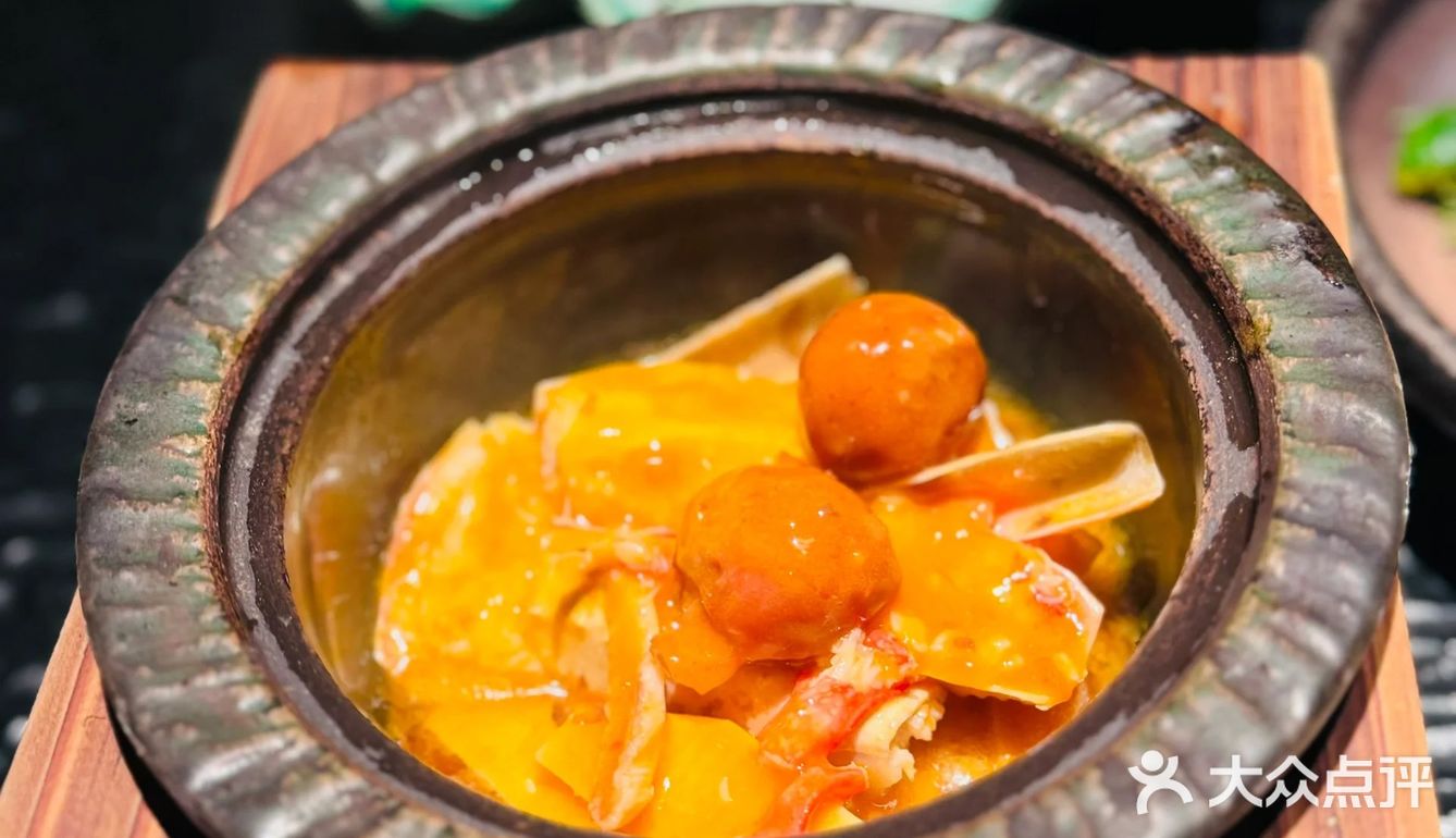 今天请你吃螃蟹的姐姐🦀