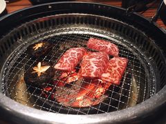 -大牛焱烧·和牛·海鲜炭火烧放题