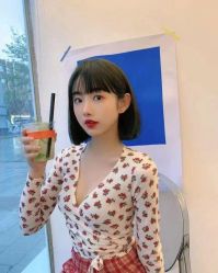 -摩卡造型·烫染·接发