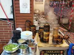 自助调料区-朱大嘴肥肠血旺(福字街店)
