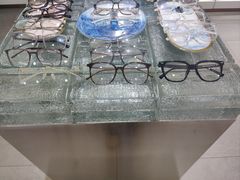 -GOOMI久米眼镜·蔡司·依视路·明月官方授权店(龙德紫金店)