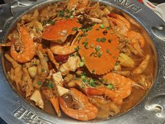 -胖哥俩肉蟹煲(华贸店)