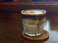 -ZING COFFEE 镜咖啡