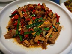 -俏湘厨•地道湘菜(建华南路店)