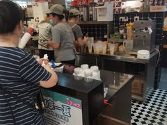 -桂桂茶(滨江百联店)
