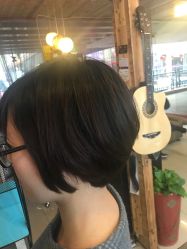 -镁连社·美联社