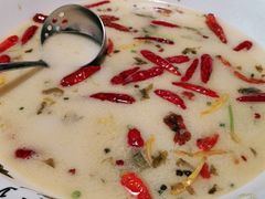 -江渔儿酸菜鱼·拔草餐厅(虎门君乐汇店)
