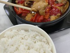 -杨铭宇黄焖鸡米饭(光谷APP广场店)