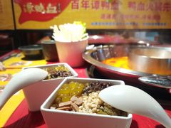 -谭鸭血老火锅(万象九宜城店)