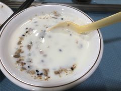 酸奶-马尔龙新疆饭店·清真(长青路店)