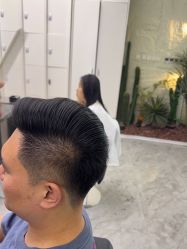 -慕名造型
