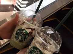 -星巴克臻选(周浦万达店)
