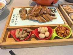 -有红鸡毛店·川菜(建设路店)