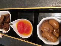 -铭牛烧肉·和牛海鲜自助(高新月牙湖店)