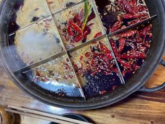 -铜元老码头鳝鱼火锅