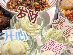 -黄记煌三汁焖锅(新佳丽江汉路店)