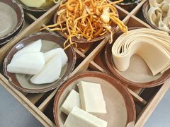 -芈重山老火锅(广州首店)