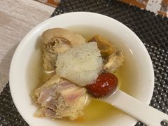 -滇越乘象云南餐厅(豆各庄店)