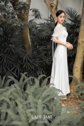 -Lady  Jane高端婚纱礼服馆