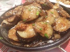 -吴记酱骨炖菜馆(康安路店)