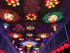 -淄博花灯齐彩城