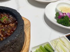 -梅利汴京烤鸭•开封豫菜地标店(东司门店)