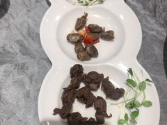 -朱记乳鸽王·非遗石岐乳鸽·全鸽宴(大兴旗舰店)