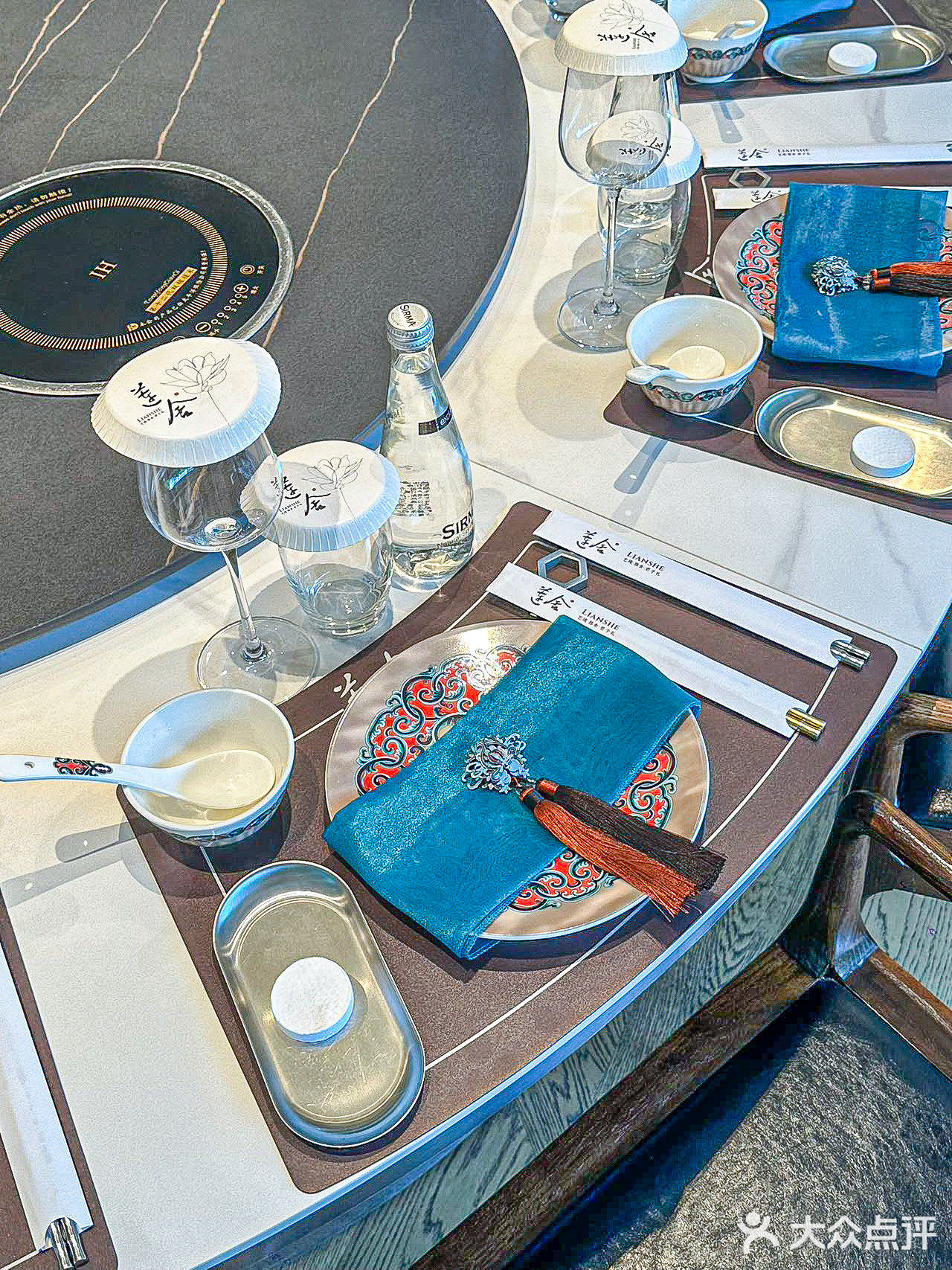 没看错，这家店真的在东湖！真的是太爱那种环境好