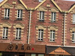 -钟书阁(松江泰晤士小镇店)