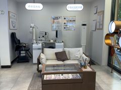 -锦泉眼镜(仓边路店)