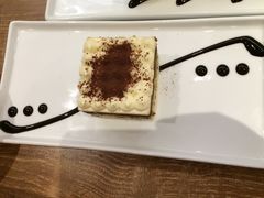 -必胜客(WOW中央公园店)