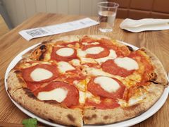 -城市大道红炉披萨烘焙坊