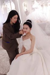 -艾米丽婚纱礼服