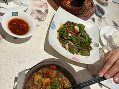 -青叶202都市餐厅(迪诺水镇店)