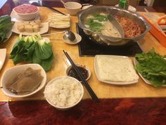 -家乡重庆火锅店