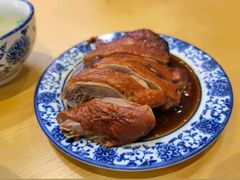 特色酱鸭腿-小菜园新徽菜(无锡人民路红豆店)