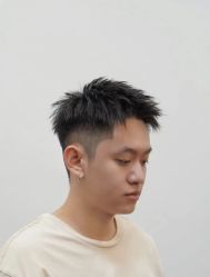 -宫铭烫发染发接发店