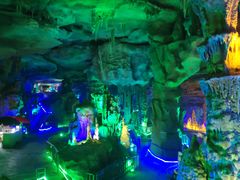 -泰安地下龙宫景区